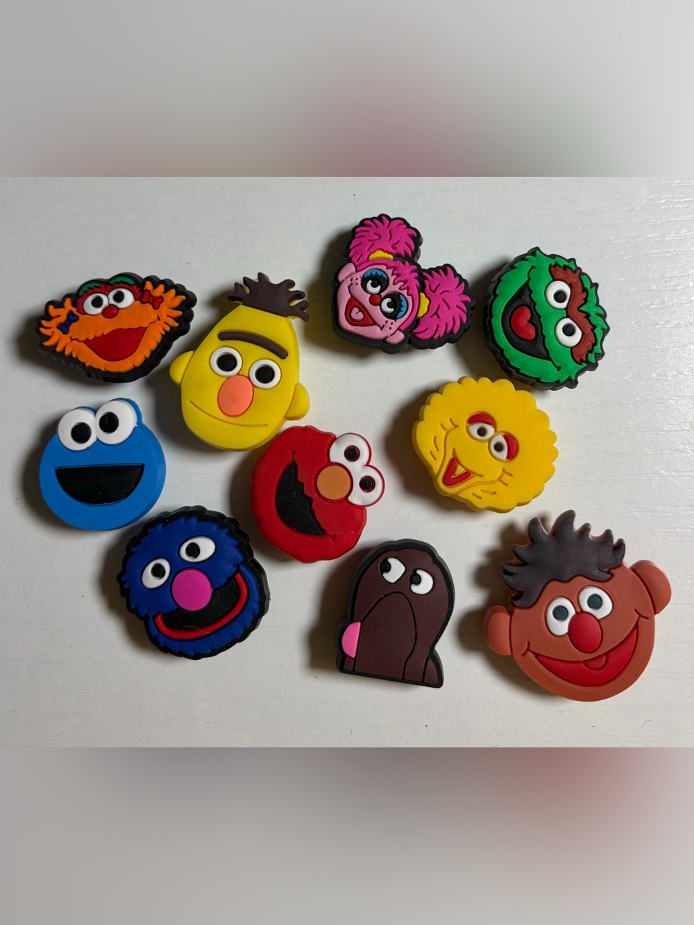 🆕 Sesame Street Character Jibbitz Shoe Charms - Multicolor Set